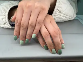 ネイル Elegant beauty ツルのネイルデザイン