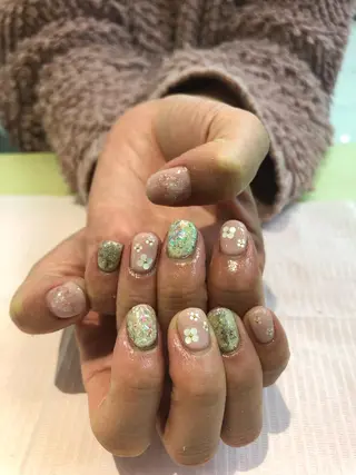 ネイル Ｄirector 　徳久　真紀の眉毛・アイブロウイメージ