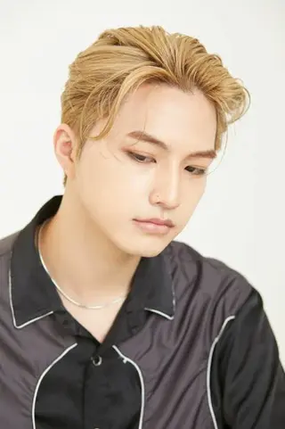ショート メンズ Ang　関 貫太郎のヘアスタイル