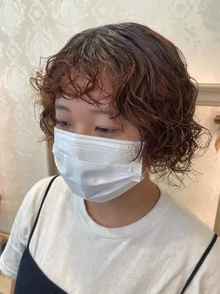 ショート パーマ 艶カラー🌸アレンジ 🌹Sally🕊️のヘアスタイル