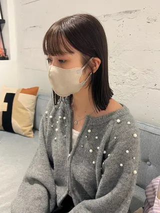 ミディアム カラー 峯田 優花のヘアスタイル