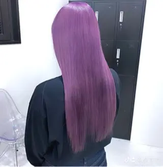 ロング カラー 岩澤 祐輔のヘアスタイル