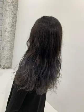 ロング カラー TAKUMI .のヘアスタイル