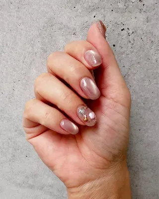 ネイル 神崎 千秋のネイルデザイン