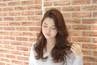 セミロング カラー お気に入り口コミ満足度☺️ご紹介数No.1 エリア 大人気❗️最新サロン 駅2分!所属・バッサリ◎矯正〜スパ ☆年祭#髪医者サロンのヘアスタイル