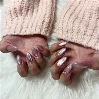 セミロング mao .のネイルデザイン