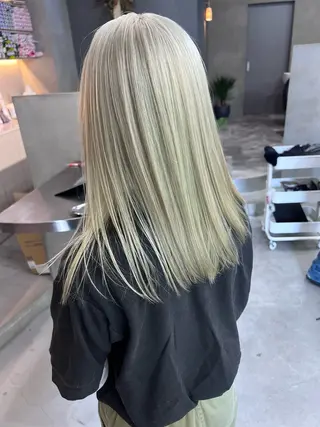 セミロング カラー HairSalon SHIAN橋本店所属・SHIAN橋本 🌷うい🌷のヘアスタイル