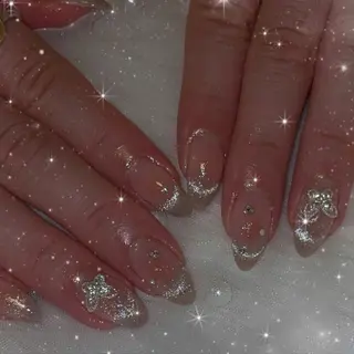 ネイル LUANA所属・LUANA ジュリのネイルデザイン