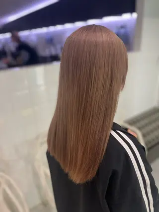 ロング カラー ハイトーンカラー 🦄レイヤーカットのヘアスタイル
