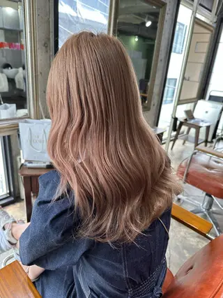 ロング yelm所属・🫒オリーブカラー ミディアムレイヤー✨のヘアスタイル