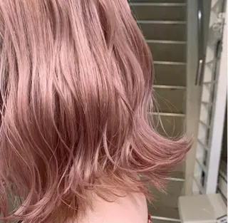 ミディアム カラー 暖色/まろベージュ/ シカタユウカのヘアスタイル