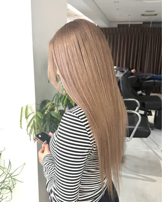 ロング yuna/透明感 カラー/エクステのヘアスタイル