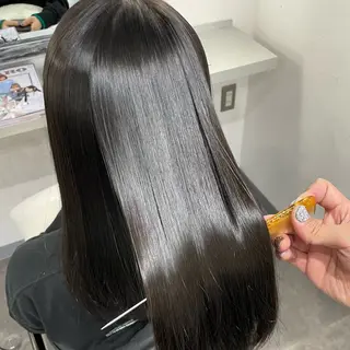 ロング HOLLY Tsubasa🐳のヘアスタイル