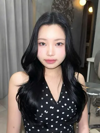 ロング 韓国ヘア 🇰🇷 natsukiのヘアスタイル