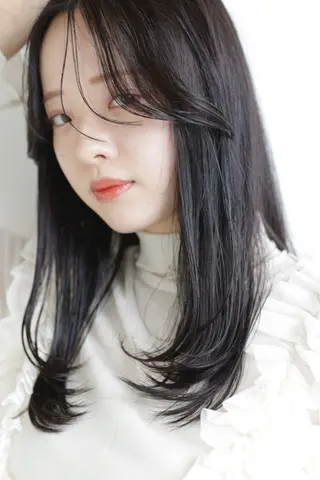 セミロング Arisa MODE K'sのヘアスタイル