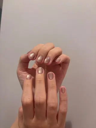 ショート 宮田 結晶のネイルデザイン