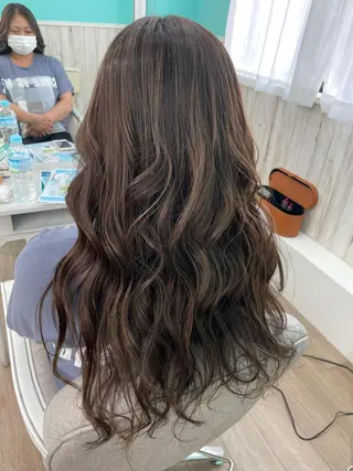 ロング 🐆アンドウ チカコ🦓のヘアスタイル