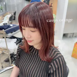 ミディアム カラー 岡野 静華のヘアスタイル