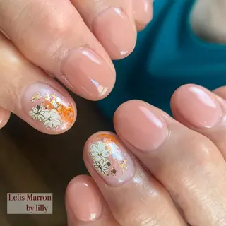 ネイル Lelis Marron所属・岸 侑李のネイルデザイン