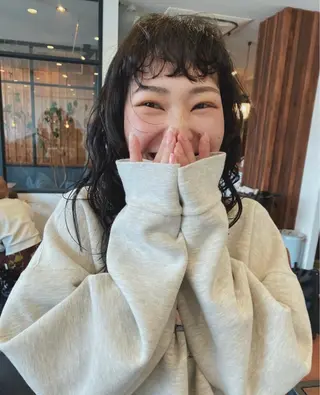 セミロング R'oti所属・roti miyabiのヘアスタイル