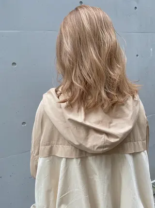 セミロング カラー ヘアアレンジ flamme Annaのヘアスタイル