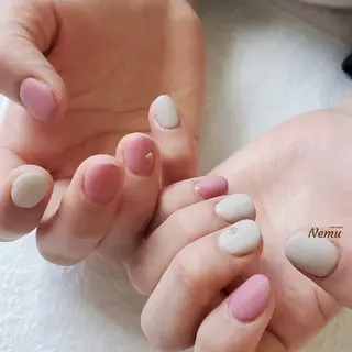 ネイル YASUNAGA HIROMIのネイルデザイン