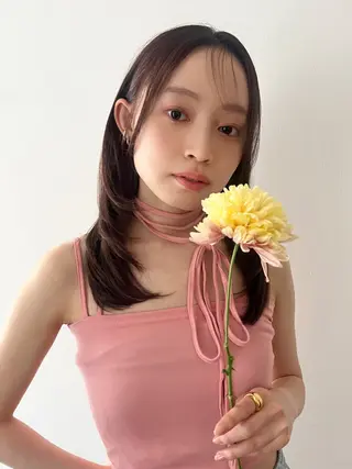 セミロング たけもと みさきのヘアスタイル
