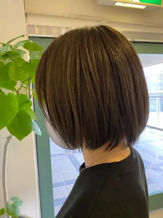 カラー ioe 岡本のヘアスタイル