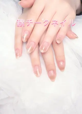 ネイル pink ladyサロン所属・べ にのネイルデザイン