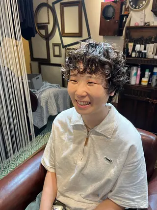 ショート パーマ 抜け感ショート パーマ/緒方椋のヘアスタイル