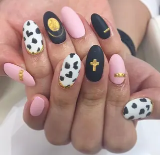 ネイル RONA所属・大川 みなみのネイルデザイン