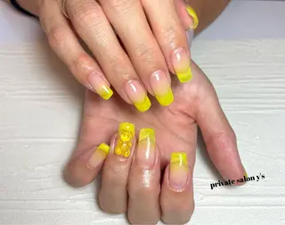 ネイル y' sのネイルデザイン