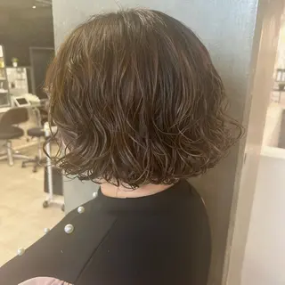 ショート カラー パーマ 透明感カラー🫧 /有野ひかりのヘアスタイル