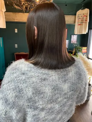 ミディアム カラー vivre libre所属・仲村 真里奈のヘアスタイル