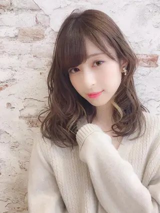 ミディアム カラー ヘアアレンジ 當間 大知のヘアスタイル