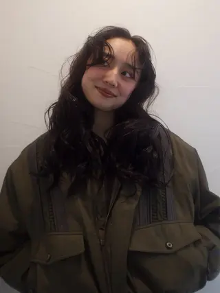 ロング カラー パーマ ヘアアレンジ 🦠カラーリスト/ 魚瀬あおい🦠のヘアスタイル