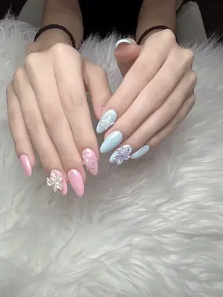ネイル ENsalon AKIRAのネイルデザイン