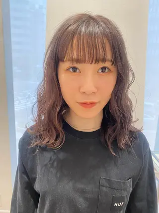 ミディアム カラー 増井 彩乃のヘアスタイル