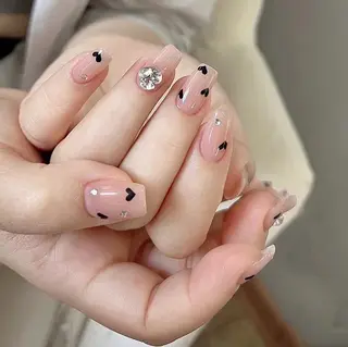 ネイル AngelChris ビューティーサロンのネイルデザイン