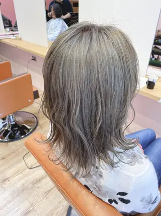 ミディアム カラー NicoRE. 大人女子×髪質改善のヘアスタイル