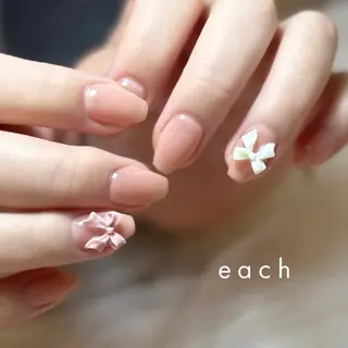 ネイル 𝒆𝒂𝒄𝒉 kanako 🕊のネイルデザイン