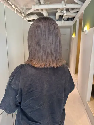 カラー momb所属・杉浦 姫菜のヘアスタイル