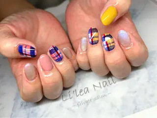 ネイル Li'leaNail AINAのネイルデザイン