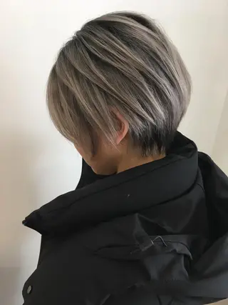 カラー Batta所属・坂上 岳のヘアスタイル