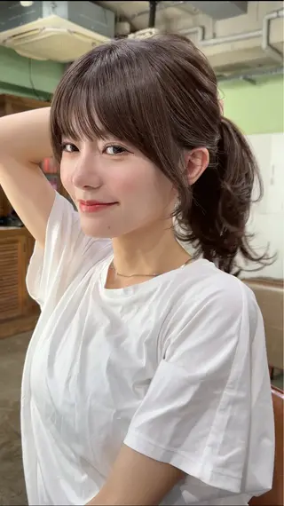 yelm所属・🫒オリーブカラー ミディアムレイヤー✨のヘアスタイル