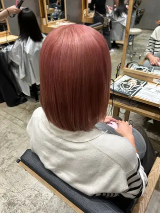 カラー Inity／ Nina✩.*˚のヘアスタイル