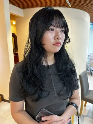 ミディアム 透明感/レイヤー/ 武士るな🌿‬のヘアスタイル