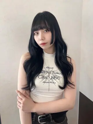 カラー nehus nagaoka所属・🖤複雑履歴ブリーチ Mizuki 🖤のヘアスタイル