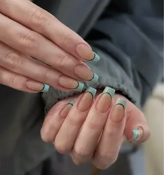 ネイル Lynn_ Nailのネイルデザイン