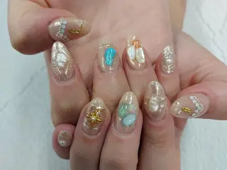 ネイル 河野ちえ (雑誌掲載サロン)のネイルデザイン